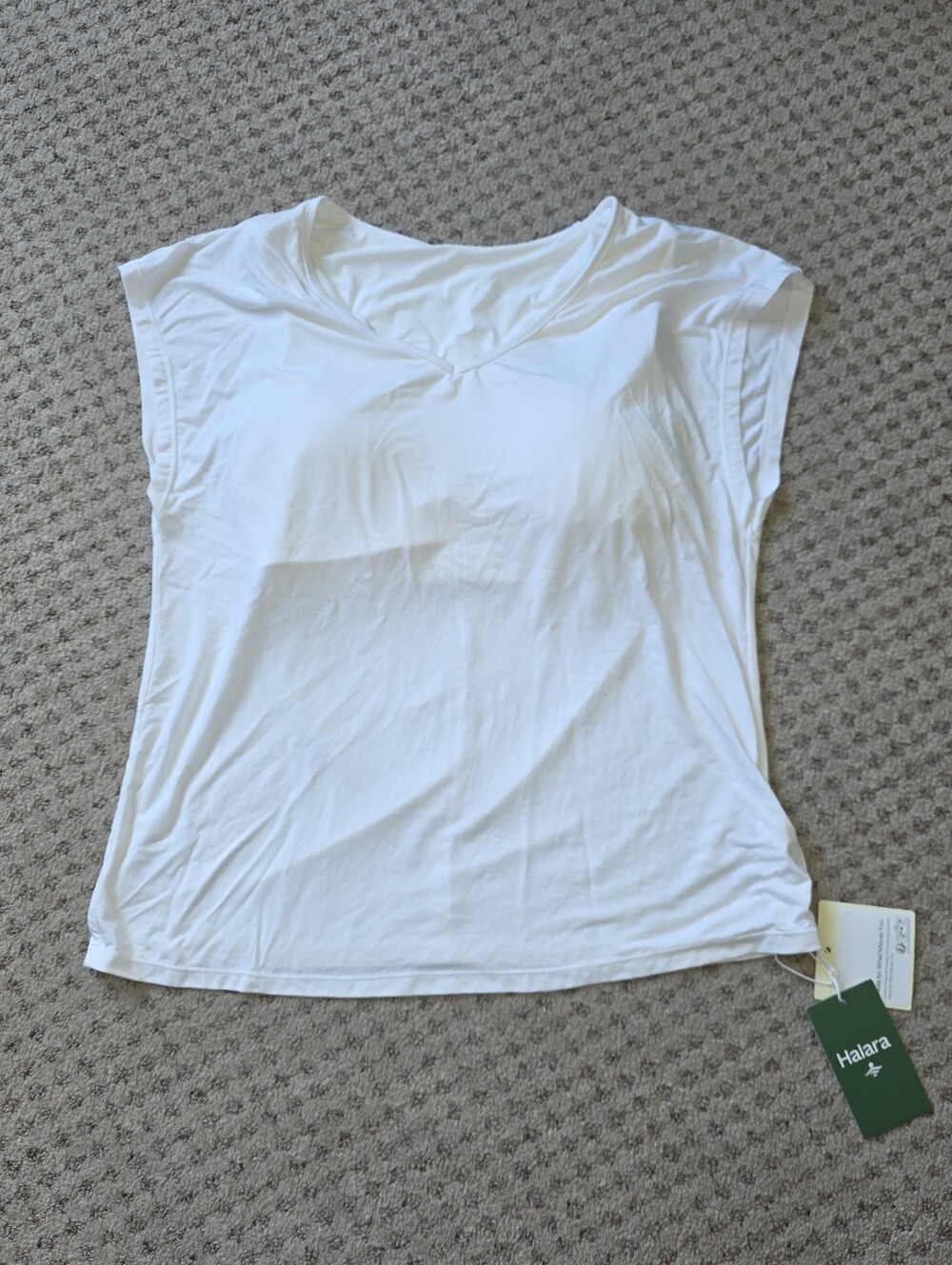 HALARA White V-Neck Short Sleeve Built In Bra Casual T-shirt